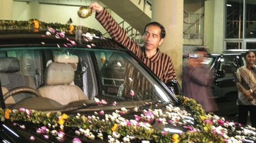 kronologi-jokowi-digugat-warga-rp300-juta-karena-esemka