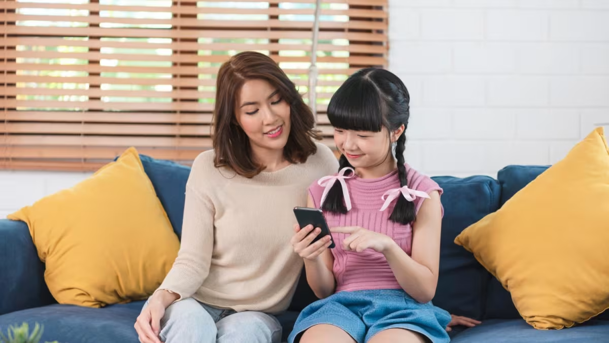 aturan-medsos-disahkan,-anak-di-bawah-umur-wajib-izin-orang-tua-untuk-main-tiktok-cs