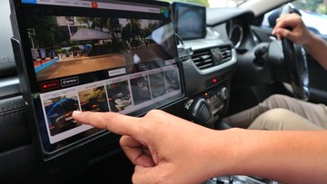 kamera-etle-diduga-tilang-penumpang-saat-main-ponsel