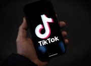 Tiktok menambahkan catatan komunitas, tetapi mengambil pendekatan yang berbeda dari meta dan x