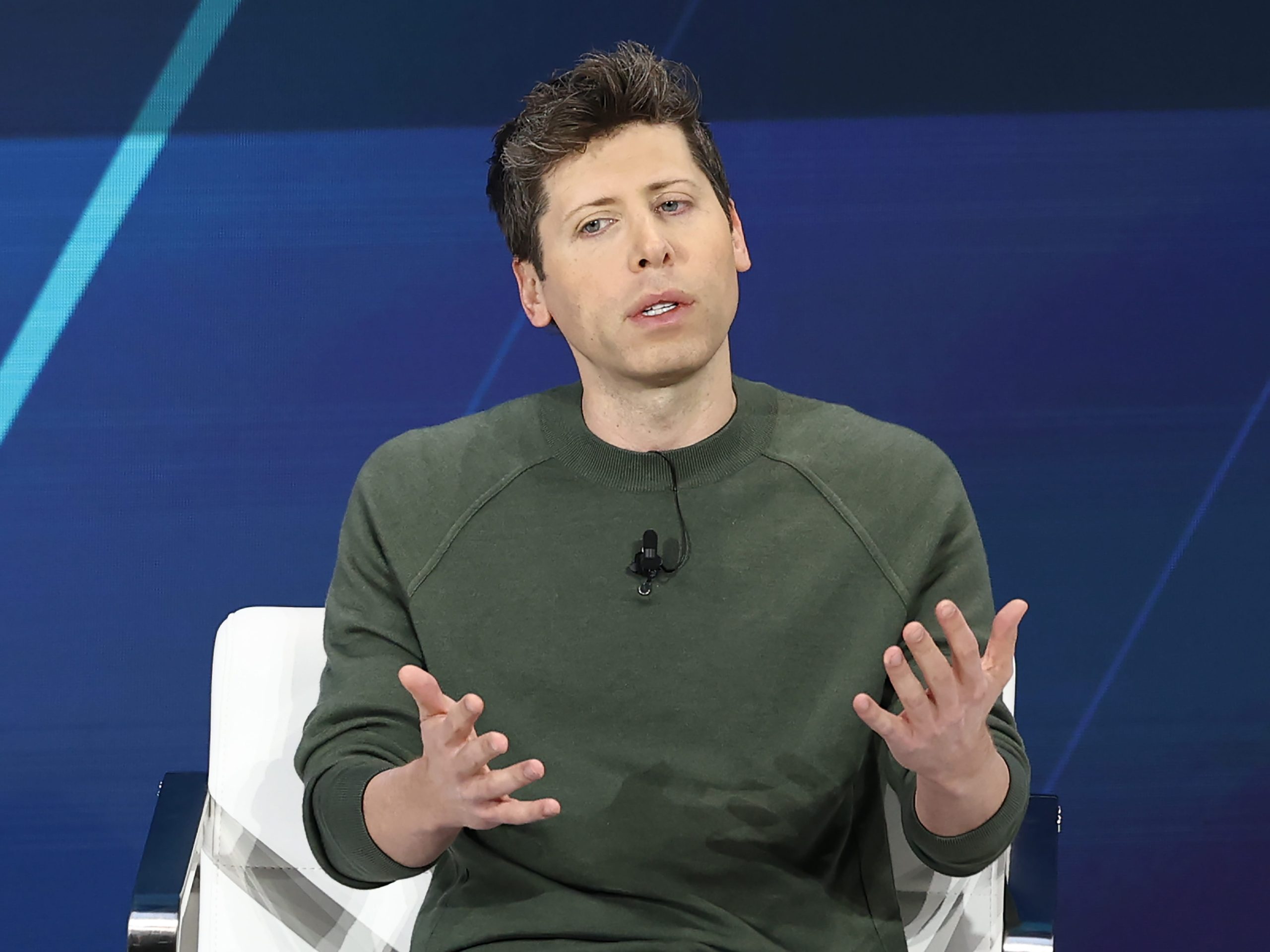 ini-adalah-kekacauan-yang-membingungkan-untuk-membandingkan-sup-alfabet-dari-model-ai