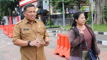 komisi-ix-dpr:-perusahaan-potong-gaji-karyawan-jumatan-bisa-dipidana