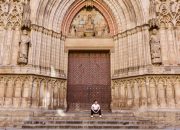 Bagaimana mengatasi sendirian saat Anda bepergian