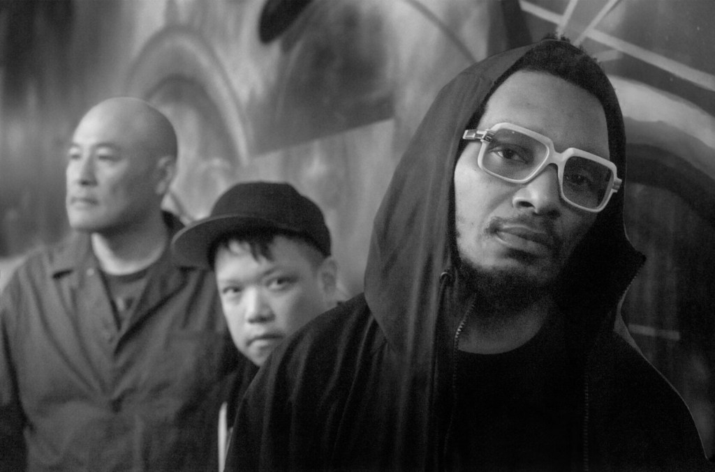 deltron-3030-untuk-bermain-album-debut-secara-penuh-untuk-tur-ulang-tahun-ke-25