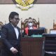 sidang-putar-rekaman:-hasto-disebut-jadi-garansi,-ada-‘perintah-ibu’