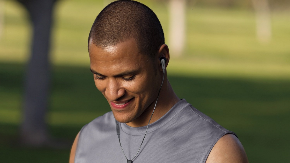 earbud-terbaik-di-tahun-2025