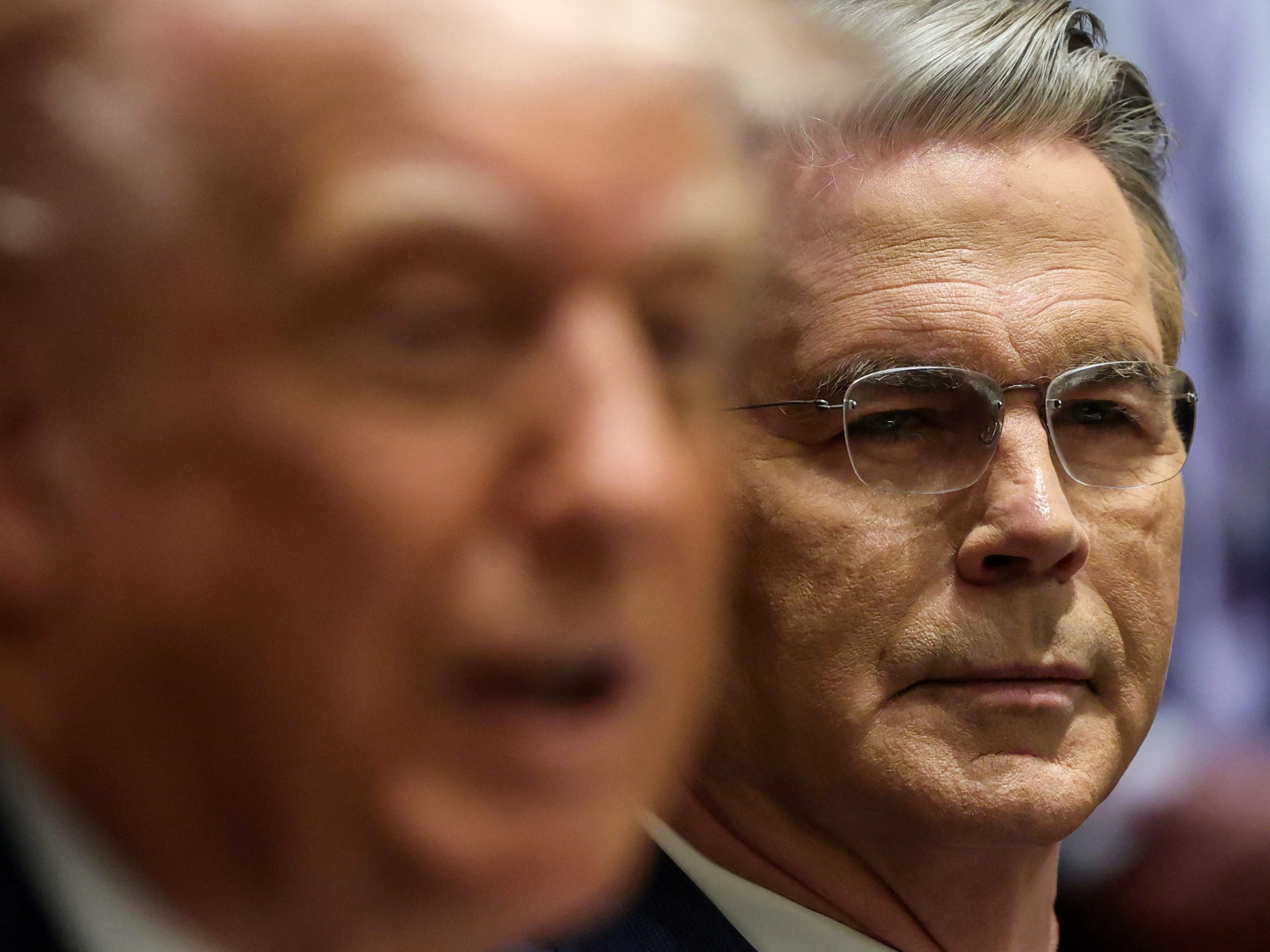 tekanan-pada-trump-untuk-memberikan-kesepakatan-perdagangan-dengan-cepat-sebelum-jeda-tarif-berakhir