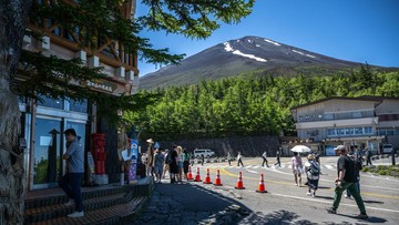 turis-ini-diselamatkan-2-kali-di-gunung-fuji-gegara-ponsel-ketinggalan