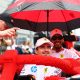 driver-formula-1-baru-saja-menabrak-trek-di-mobil-lego-berukuran-penuh-ini