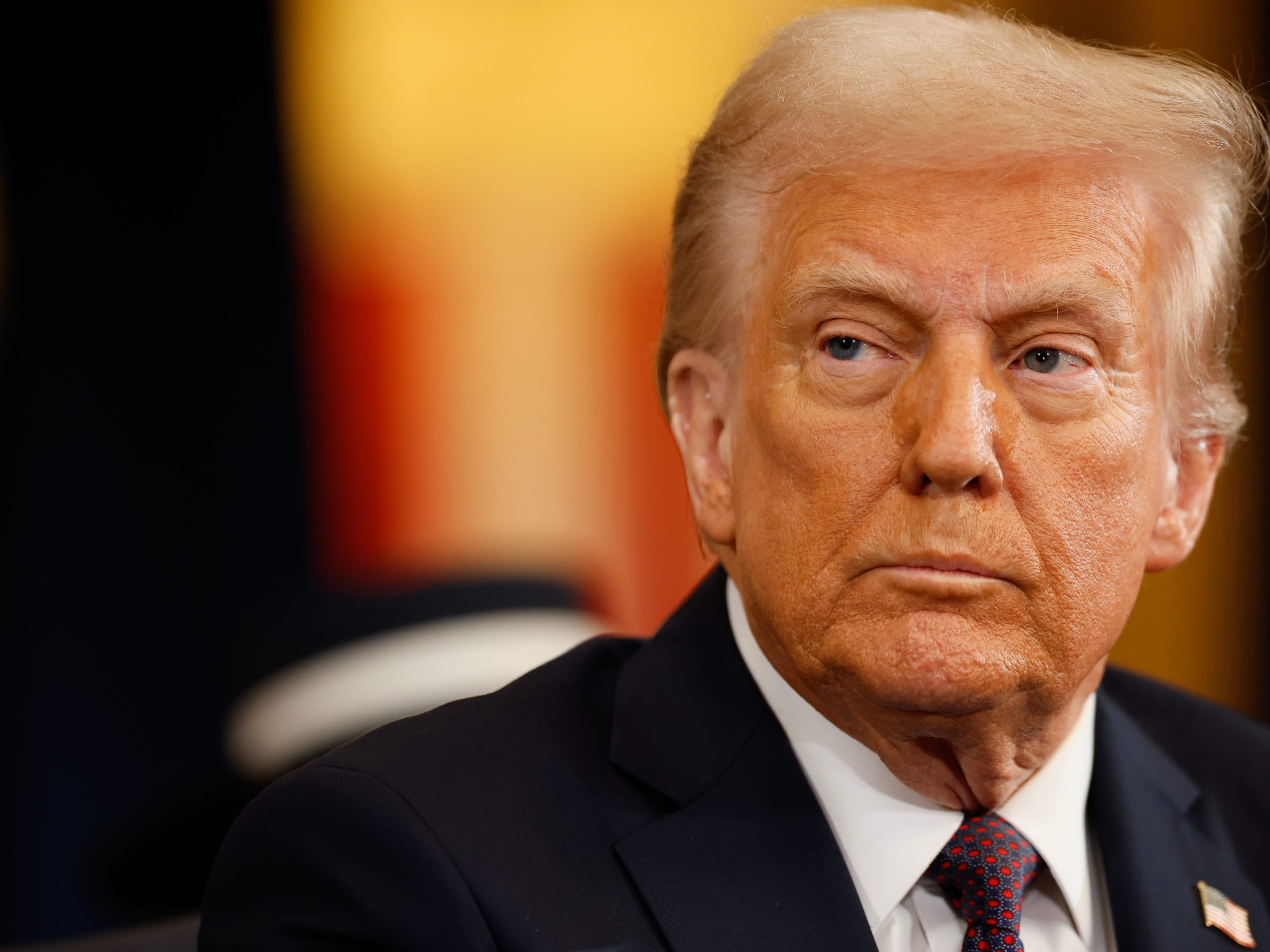 tarif-trump-akan-mencapai-perekrutan-dan-pemasaran,-tetapi-bukan-pengeluaran-ai,-kata-goldman-sachs