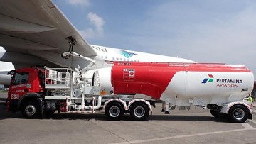 pertamina-distribusikan-95-ribu-kl-avtur-untuk-penerbangan-haji-2025