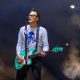 mark-hoppus-merefleksikan-persaingan-blink-182-vs-green-day-selama-tur-2002