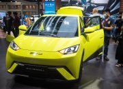 BYD menyusul Tesla di Eropa untuk pertama kalinya. Itu lebih banyak berita buruk bagi Elon Musk.