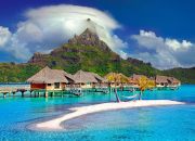14 Pulau Paling Romantis di Dunia untuk Honeymoon
