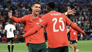 foto:-bikin-gol-dan-cetak-rekor,-ronaldo-gembira