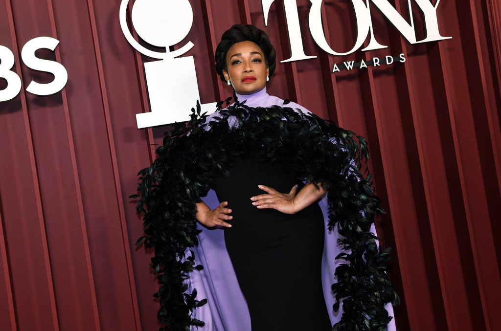 2025-tony-awards:-11-hal-yang-tidak-anda-lihat-di-tv