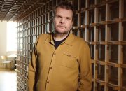 CEO Sony Music berbicara AI: ‘Kami akan melakukan penawaran untuk produk AI musik baru tahun ini’