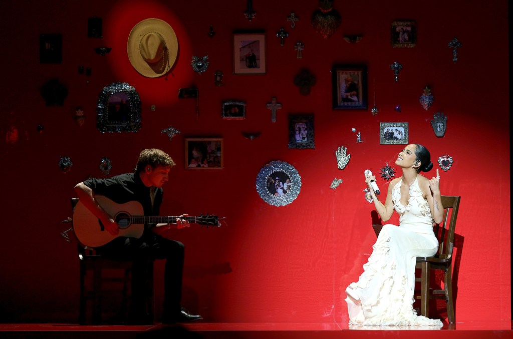 becky-g-premier-‘rebbeca’-di-tribeca-festival-&-momen-yang-lebih-besar-dalam-musik-latin