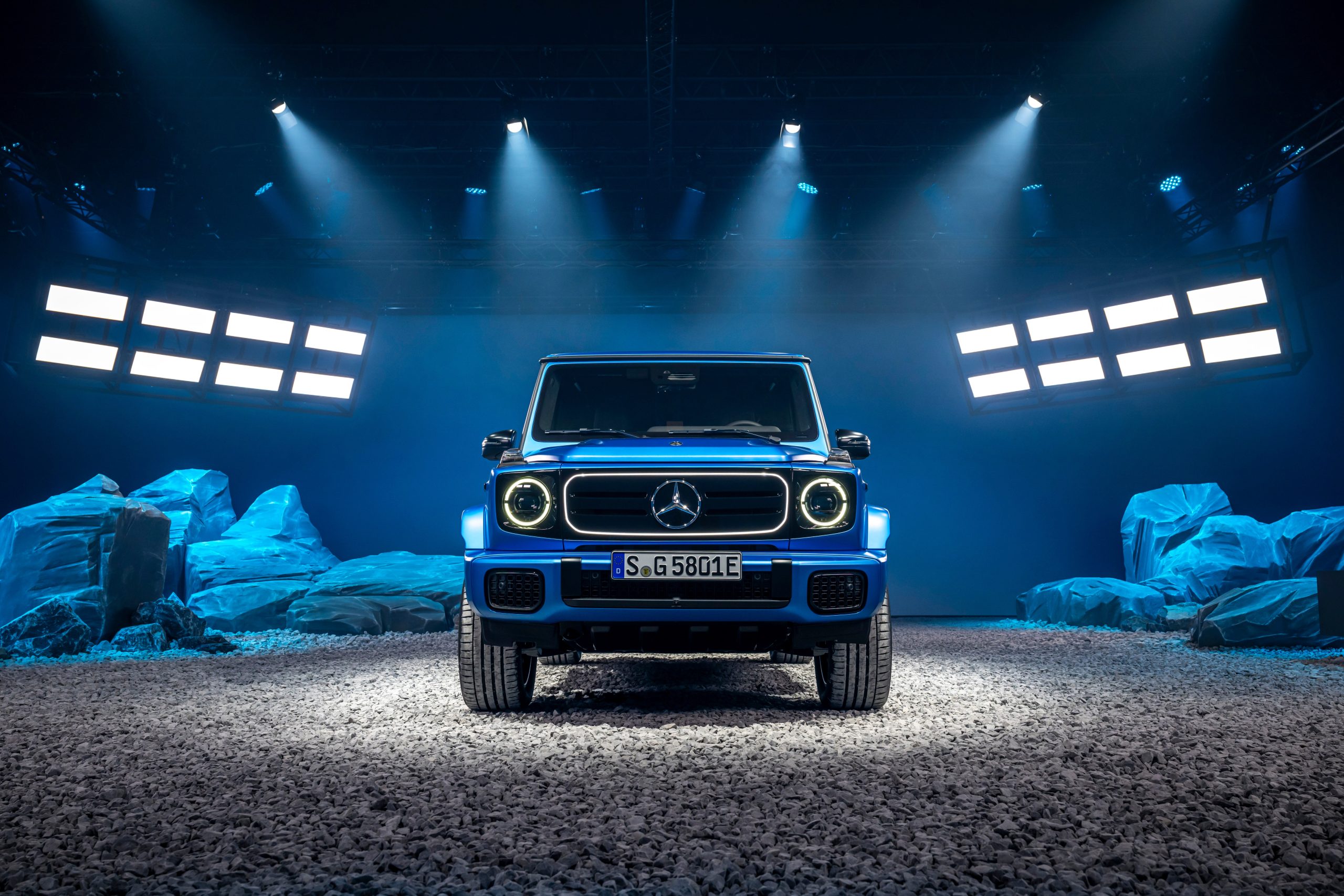 inilah-sebabnya-mengapa-mobil-listrik-kelas-atas-gagal