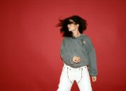 Lorde Summer ada pada kita saat bintang pop merilis album terbaru ‘Virgin’: Stream It Now