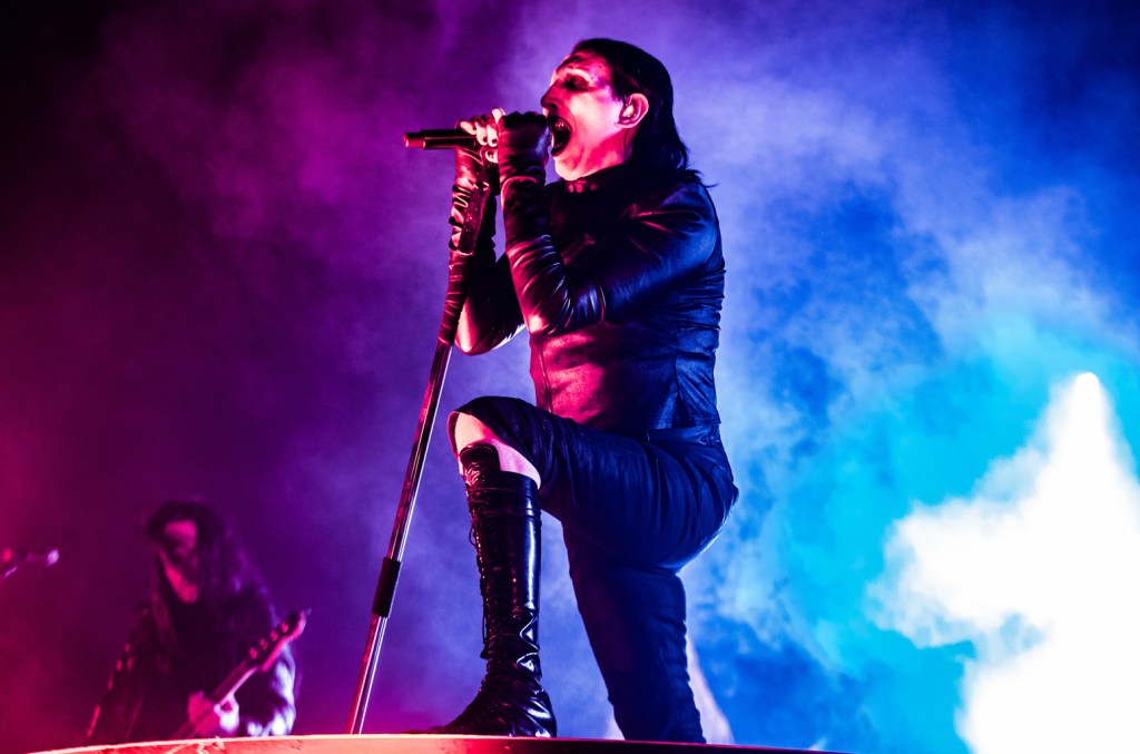 pembuka-tur-uk-marilyn-manson-dibatalkan-di-tengah-reaksi