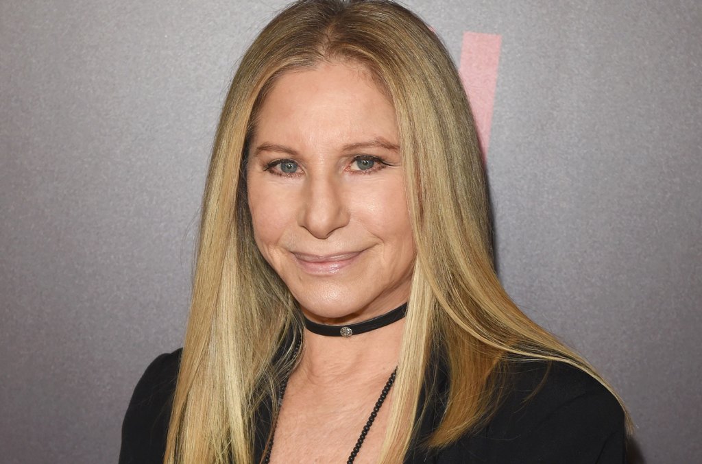 barbra-streisand-mengatakan-collab-dengan-mariah-carey-dan-ariana-grande-‘merasa-tak-terhindarkan’