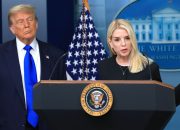 Berikut adalah surat -surat yang meyakinkan Google dan Apple untuk menjaga Tiktok online