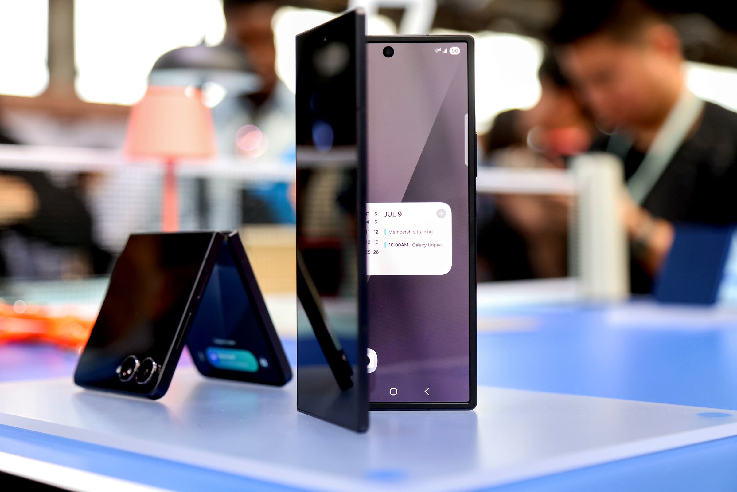 ponsel-baru-samsung-menunjukkan-seberapa-jauh-ke-depan-cina-tentang-inovasi