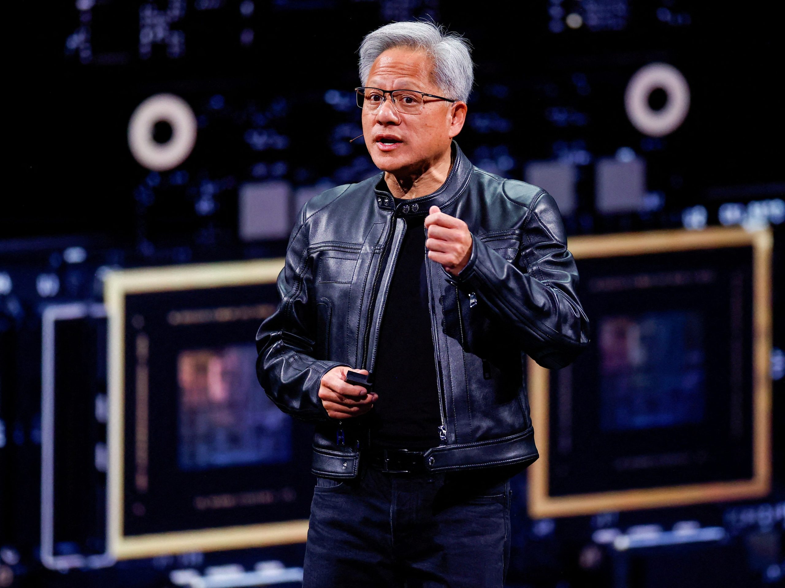 nvidia-bersiap-untuk-menjual-chip-h20-ke-china-lagi