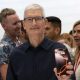 ceo-apple-tim-cook-diminta-mundur,-ada-apa?