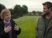 Ed Sheeran menantang Chris Hemsworth untuk bermain drum di depan 70k orang di trailer ‘Limitless’