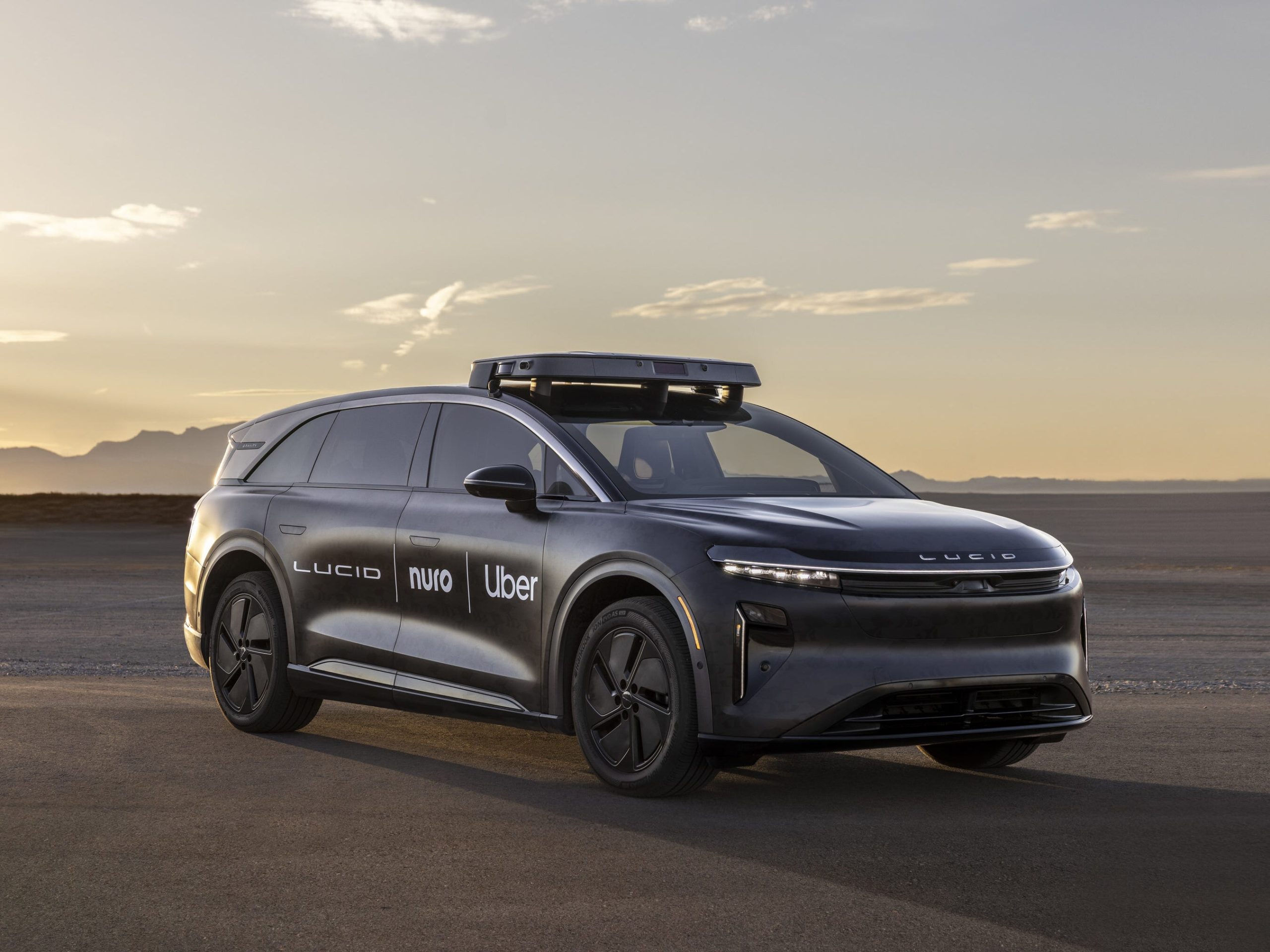 uber-baru-saja-membuat-robotaxi-play-&-mdash;-dengan-investasi-besar-di-lucid