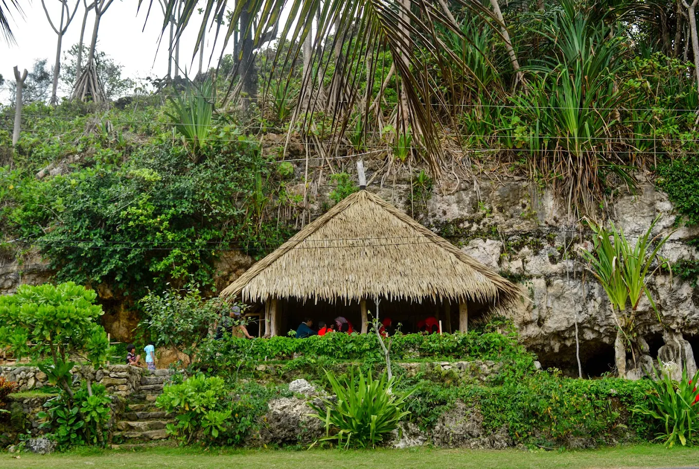 tropical-warung,-tempat-makan-lobster-viral-di-pangandaran