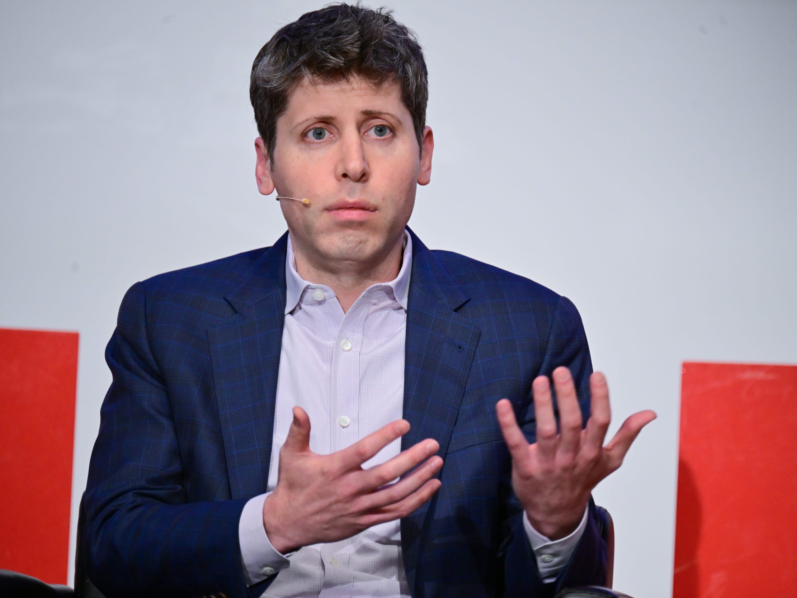 sam-altman-mengatakan-sesi-terapi-chatgpt-anda-mungkin-tidak-tetap-pribadi-dalam-gugatan