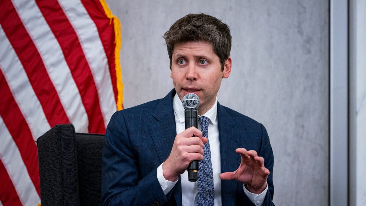 sam-altman-memberikan-alasan-yang-sangat-bagus-mengapa-chatgpt-tidak-boleh-menjadi-terapis-anda