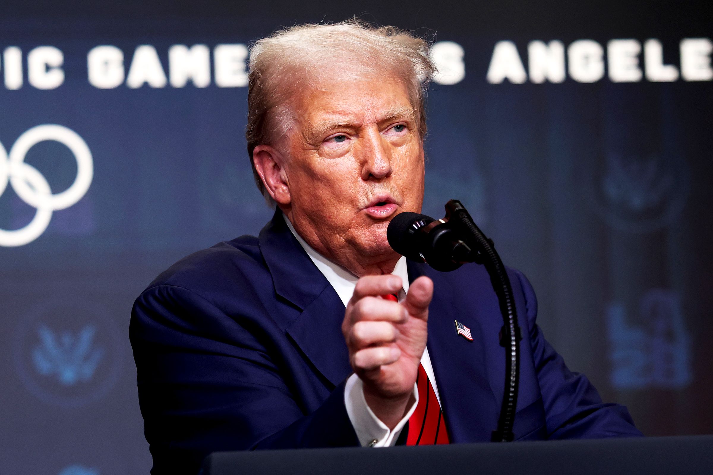 laporan-polisi:-edward-‘big-balls’-coristine-diserang-dalam-dugaan-pembajakan-mobil