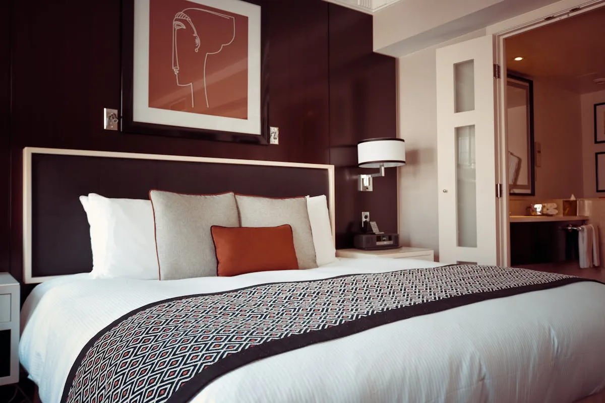 10-hotel-bintang-5-di-bandung-yang-super-mewah-dan-cozy
