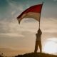 bendera-terbalik-saat-dibentangkan-di-mamasa,-panpel-hut-ri-minta-maaf