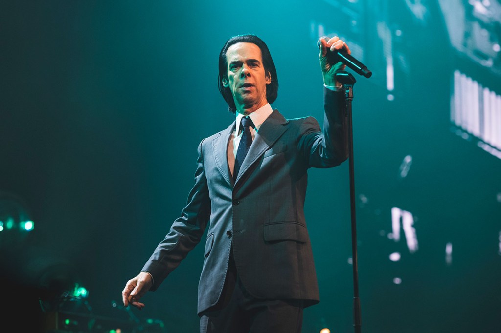 nick-cave-&-the-bad-seeds-set-2026-tur-‘wild-god’-australia,-selandia-baru