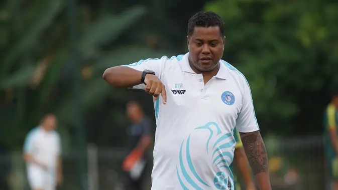 pelatih-psbs-divaldo-alves-buka-strategi-jelang-melawan-persik-di-bri-super-league