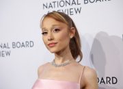 Ariana Grande mengumumkan tanggal tur ‘Eternal Sunshine’ untuk tahun 2026: ‘Sampai jumpa tahun depan’