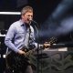oasis-drone-menerangi-langit-chicago-pada-malam-band’s-only-midwestern-gig-di-as