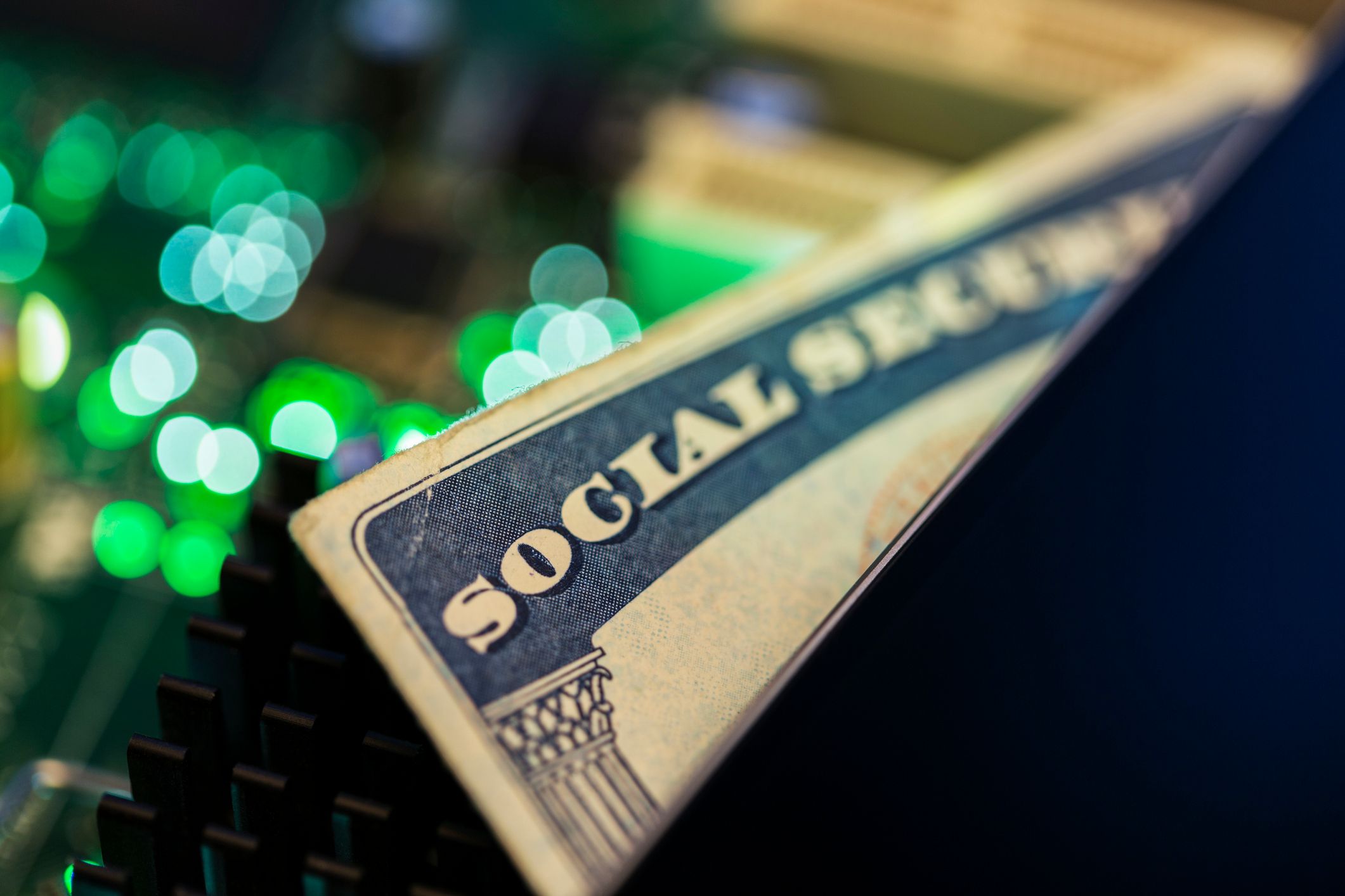 doge-menempatkan-data-jaminan-sosial-semua-orang-dalam-risiko,-klaim-whistleblower