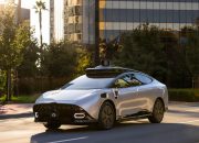 Startup ini ingin menjual mobil self-driving yang dapat Anda miliki, tidak diperlukan pengawasan