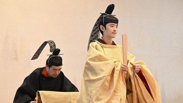 foto:-prosesi-menapak-dewasa-hisahito,-calon-penerus-kaisar-jepang