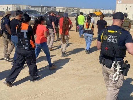 korea-selatan-merespons-setelah-ice-menahan-475-pekerja-di-pabrik-baterai-hyundai-lg-di-georgia