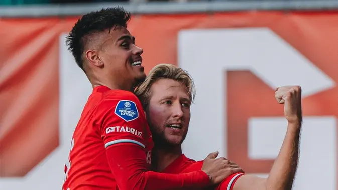 fc-twente-ultimatum-mees-hilgers,-tidak-akan-dimainkan-jika-tak-perpanjang-kontrak