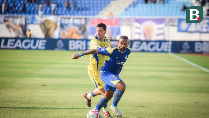 hasil-bri-super-league:-meski-bermain-10-orang,-persib-jungkalkan-arema-fc-berkat-gol-injury-time