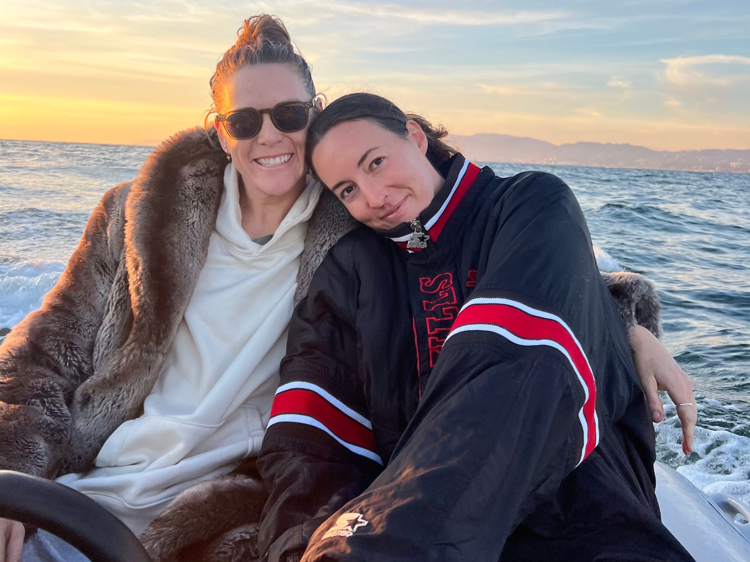 saya-pindah-ke-los-angeles-untuk-tinggal-di-atas-kapal-2-tahun-terakhir-belum-semuanya-berlayar-lancar,-tetapi-kehidupan-di-atas-air-itu-sepadan.