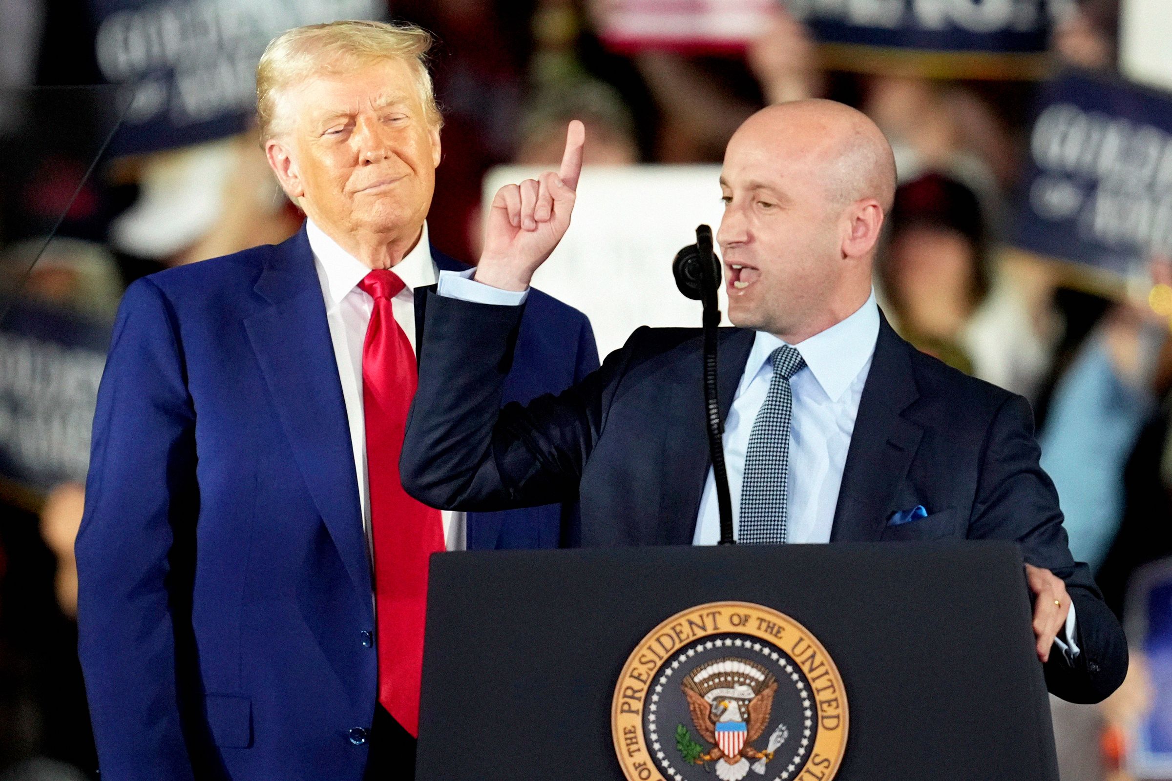 administrasi-trump-akan-datang-untuk-organisasi-nirlaba.-mereka-bersiap-siap